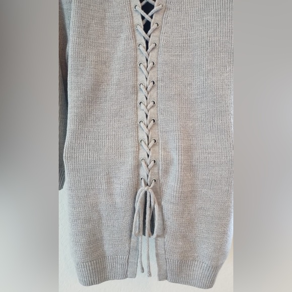 Soho NY&C Sweater Shirt Top Blouse Size Medium Women’s back tie Top NWT - Picture 5 of 11